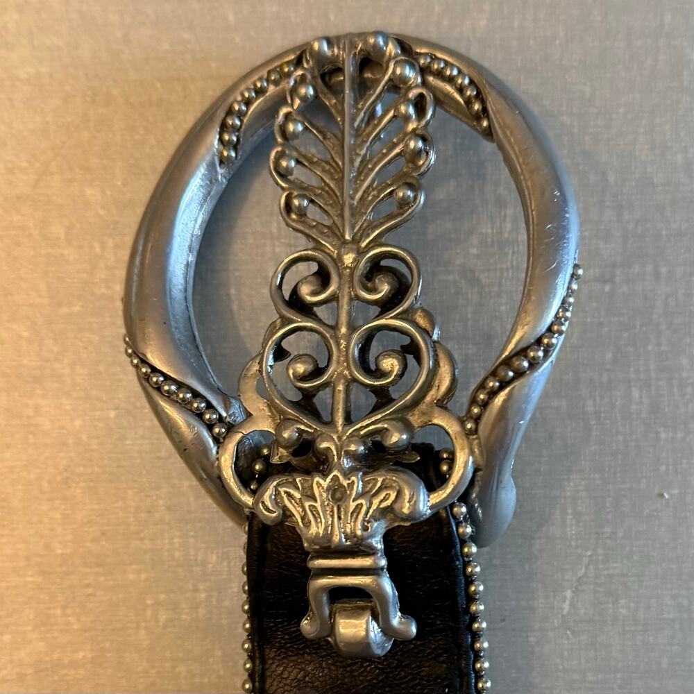 Vintage Western Black Leather Statement Belt Ornate Silver Filigree Leaf Buckle
